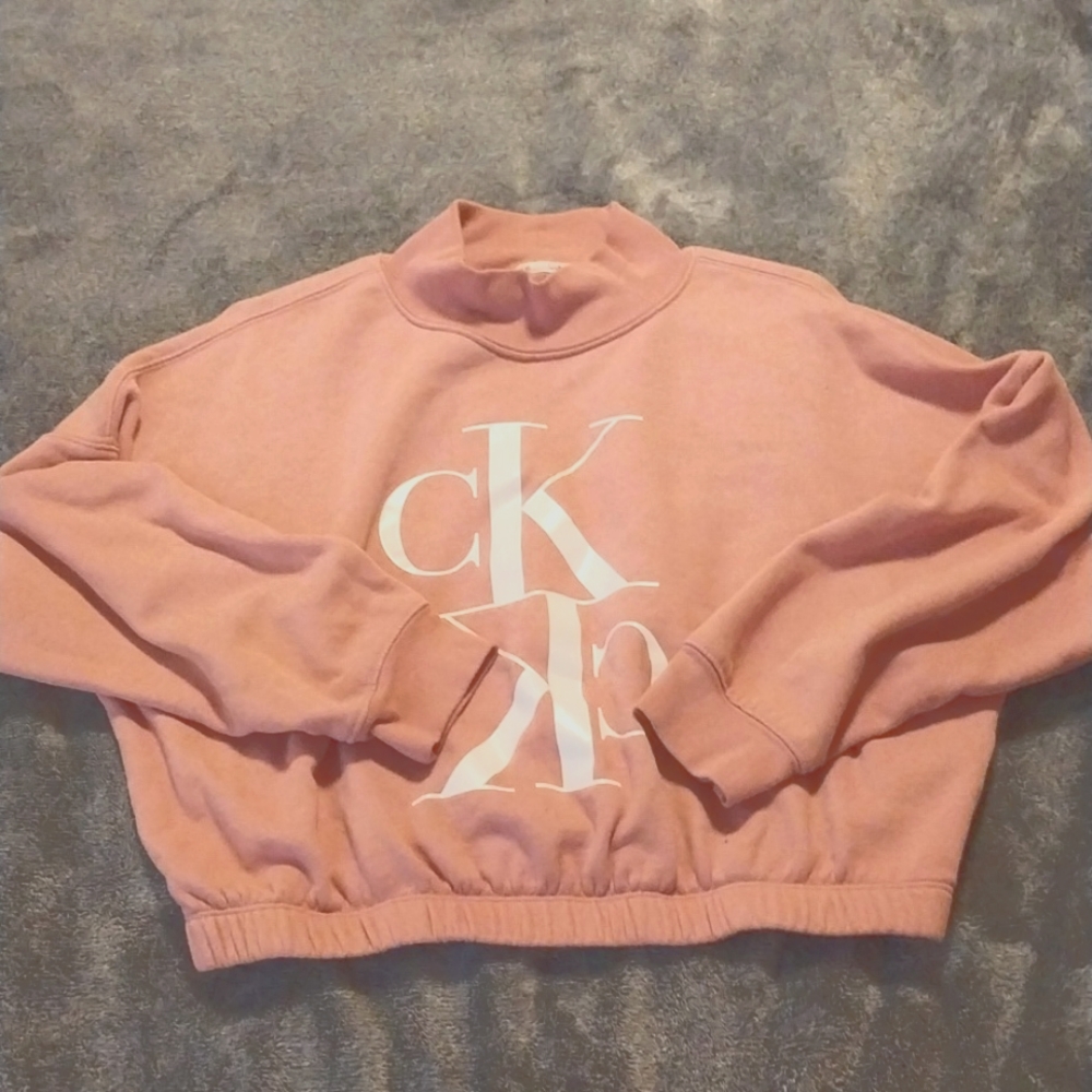 Women's cropped Calvin Klein pink sweater